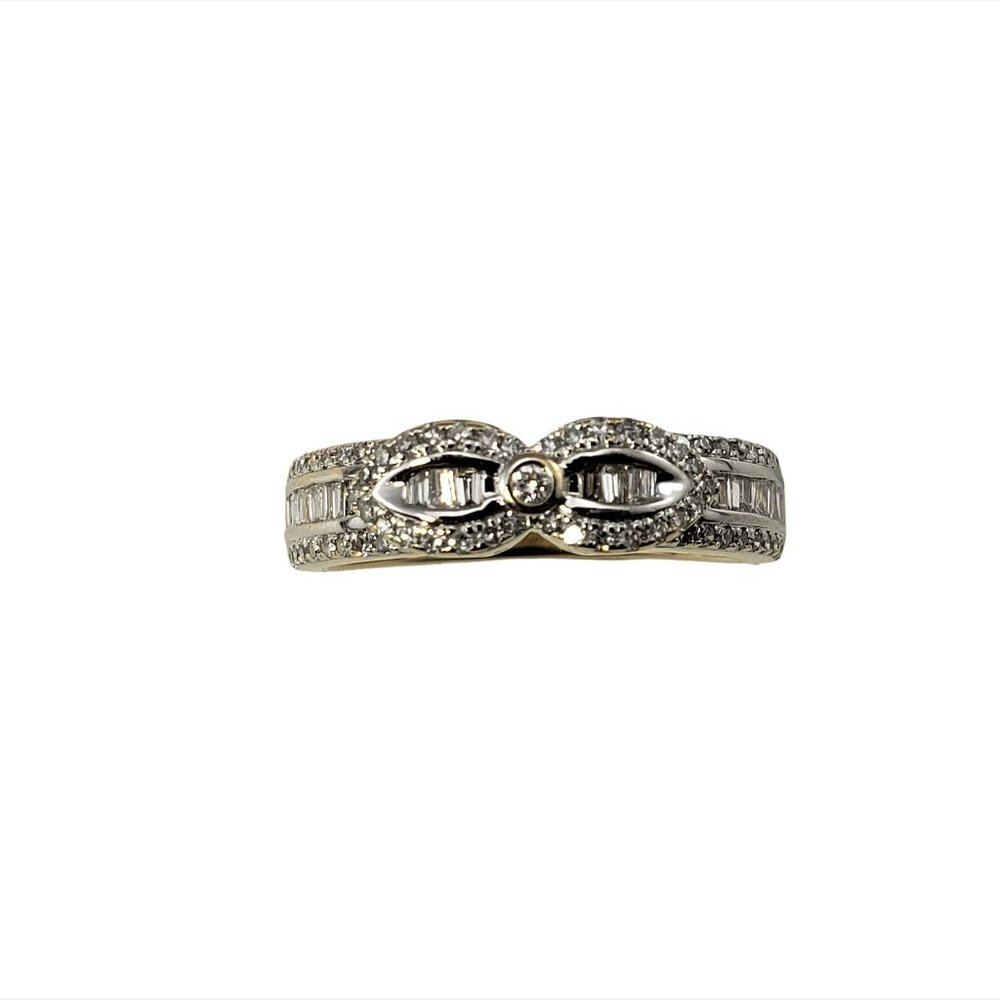 Vintage 14 Karat Yellow Gold and Diamond Ring Size 6 #9834